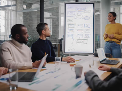 Beneficios de contratar una agencia de marketing nueva en España