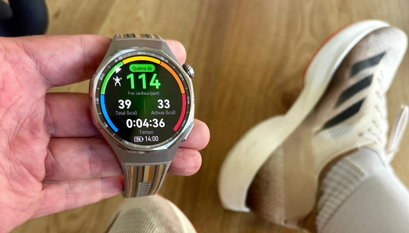 Guía de smartwatch descuento para elegir el modelo ideal - Descubre cómo elegir el mejor smartwatch en descuento. Analiza autonomía, pantalla, compatibilidad y funciones de salud antes de comprar