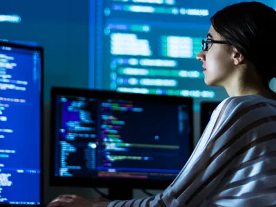 Cómo convertirse en desarrollador de software con 9 consejos