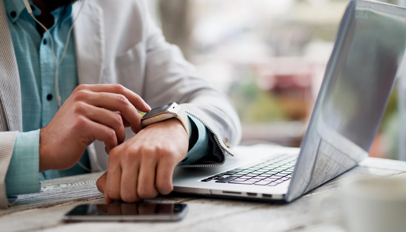 La trinidad tecnológica: ¿Cómo elegir laptop, celular y smartwatch? La trinidad tecnológica: ¿Cómo elegir laptop, celular y smartwatch?