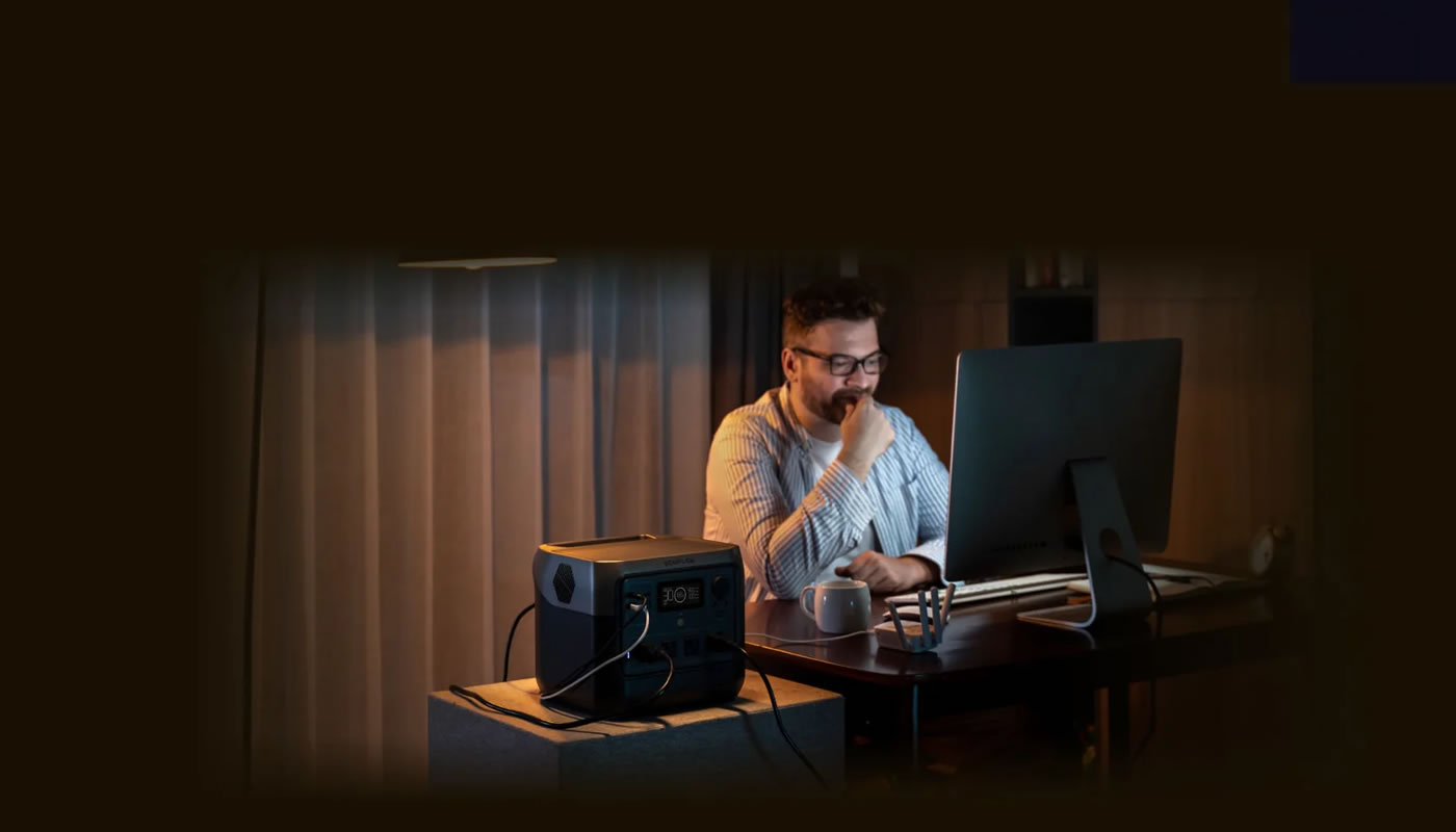 Guía sin cortes de energía para configuraciones de trabajo remoto - Proteja su productividad y sus dispositivos frente a apagones. Conozca cómo elegir y calcular la capacidad del UPS ideal para su oficina en casa