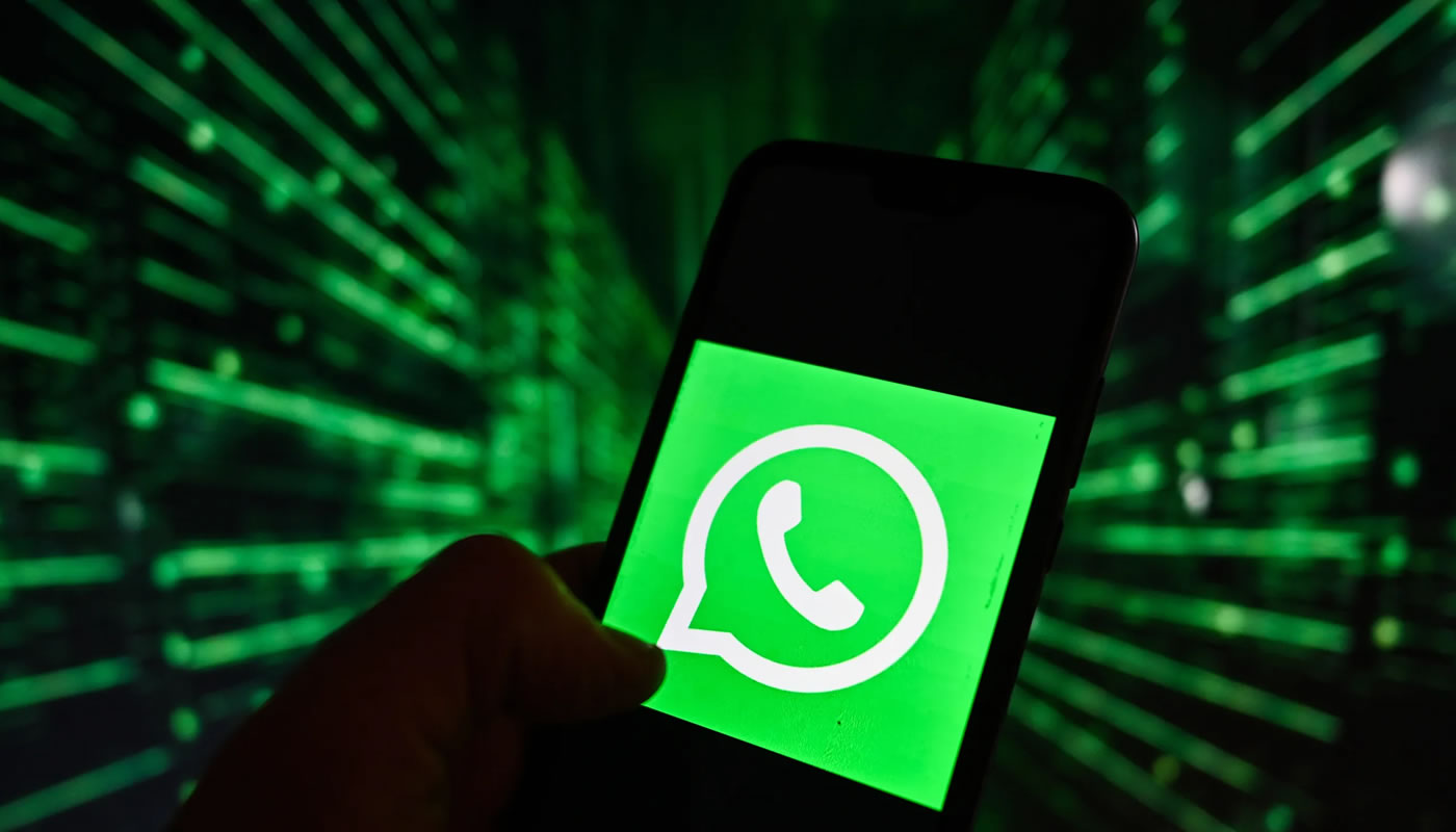 ¿Se puede ver el WhatsApp sin tocar el teléfono? Mitos y realidades - Descubre qué apps de monitoreo de WhatsApp realmente funcionan, cuáles son estafas y cuál es la mejor opción para gente que quieren supervisar el móvil