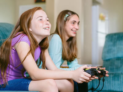Beneficios de los videojuegos para niños en escuela y sociedad